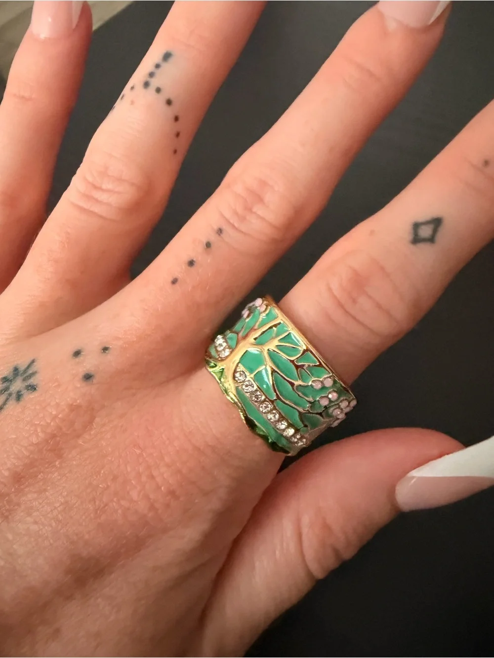 N/A elegant green